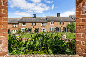 Estate Grounds- click for photo gallery